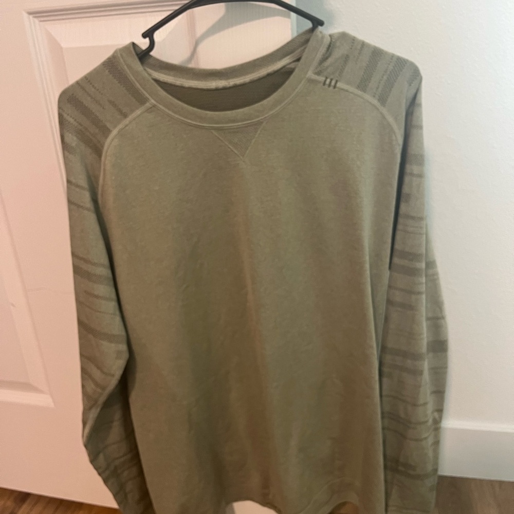 Lululemon metal vent tech long sleeve